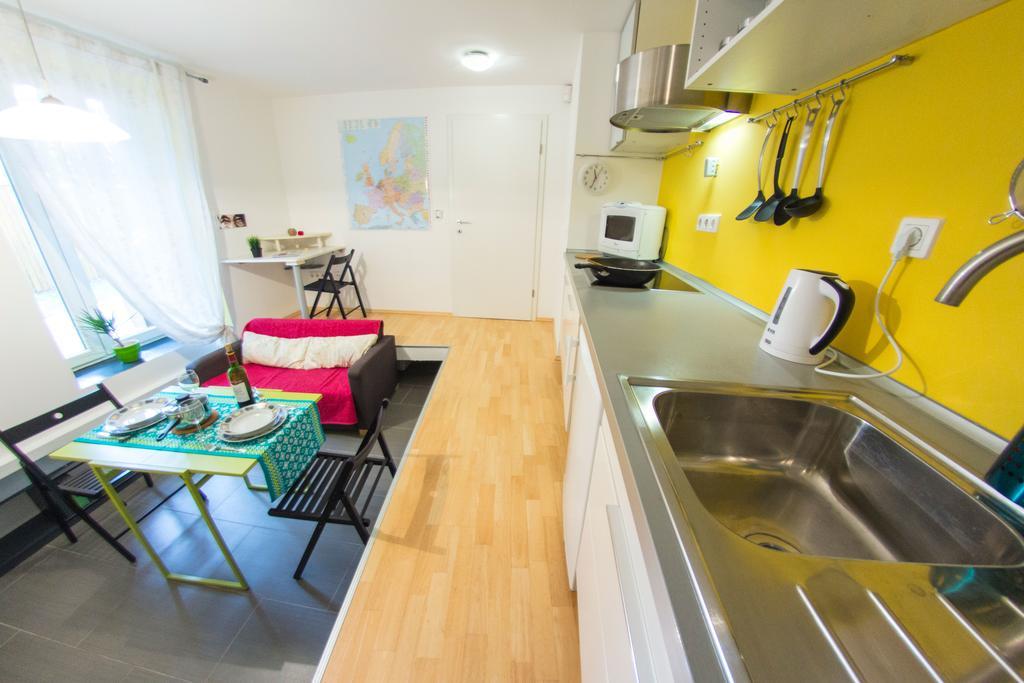 Studio L Ljubljana Exteriör bild